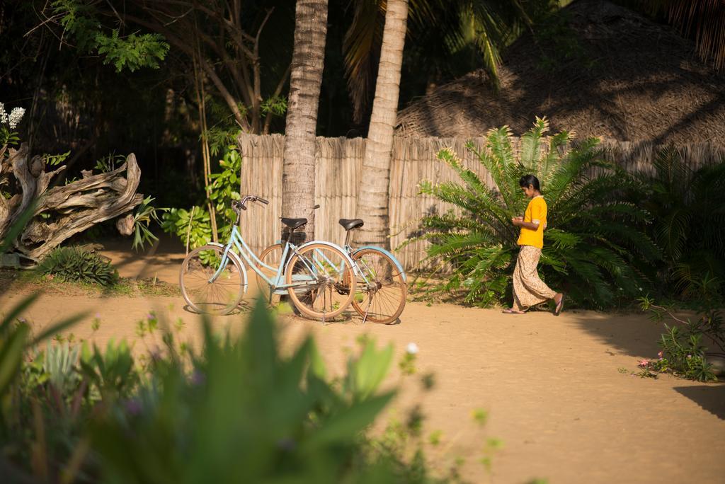 Bar Reef Resort Etalai Luaran gambar