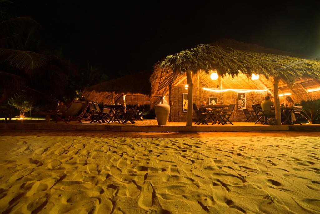 Bar Reef Resort Etalai Luaran gambar